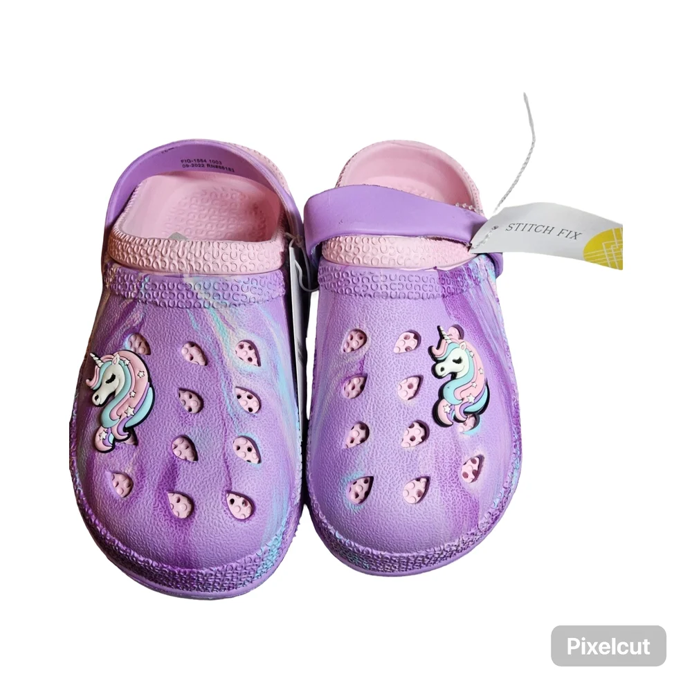 NWOT Girls Size 3 Capelli of New York Lavender Unicorn Kids Slippers